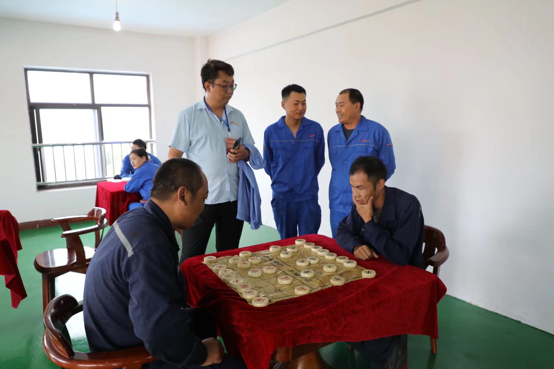 恒峰g22集团职工活动中心揭牌典礼暨夏季职工趣味活动会